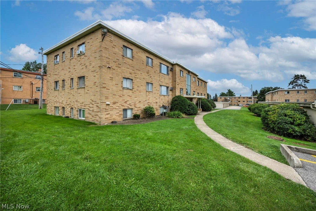 5200 Royalton Road C4