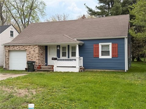 Photo of 145 Beck Road, Avon Lake, OH 44012 (MLS # 5201894)