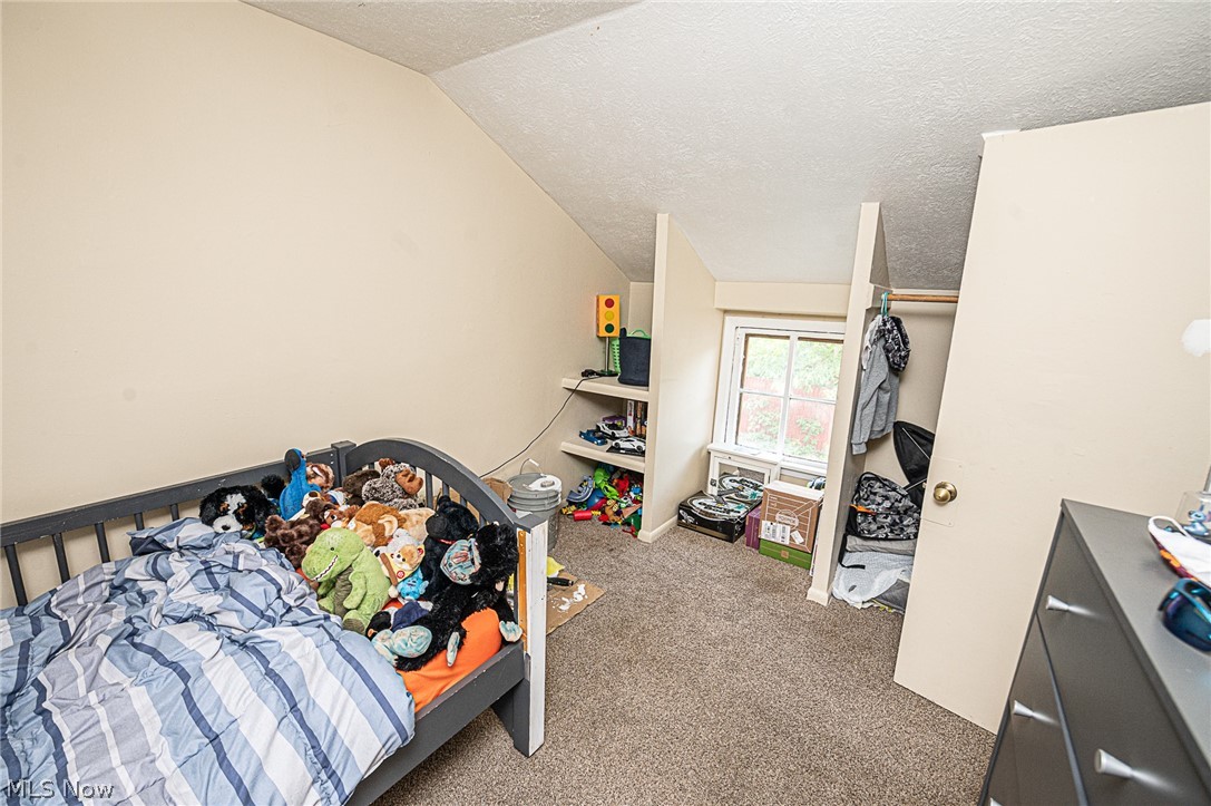 Hitchcock Point - Residential Income