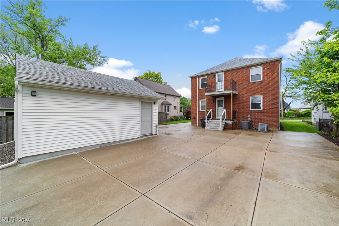2880 Wooster Road