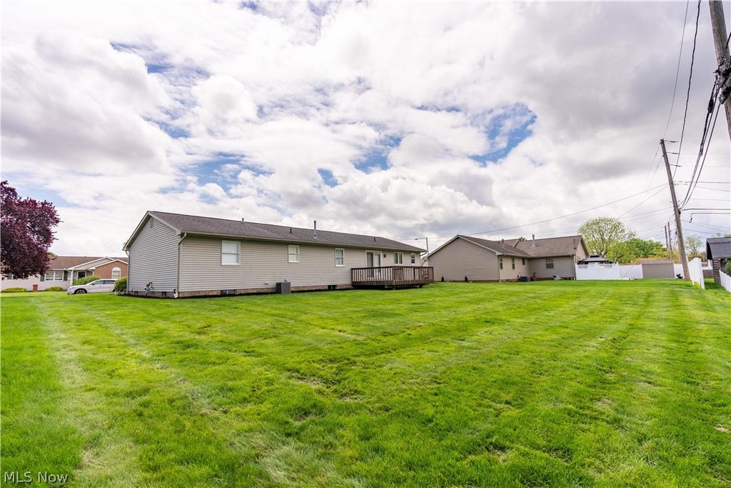 Photo of 342 Sheffield Avenue NE, Massillon, OH 44646 (MLS # 5204883)