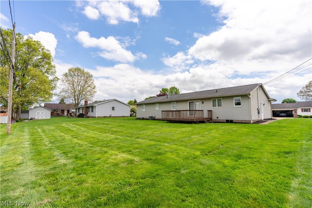 Photo of 342 Sheffield Avenue NE, Massillon, OH 44646 (MLS # 5204883)