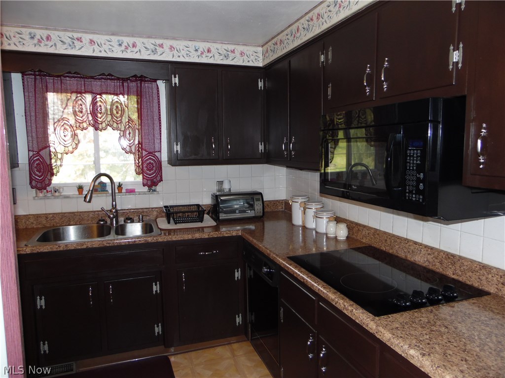 Dixon Heights - Residential