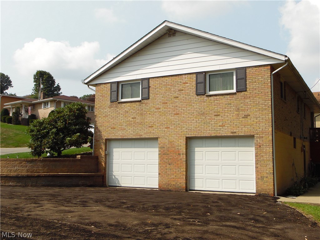 Dixon Heights - Residential