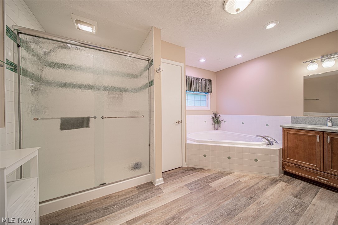 Mentor Garden Fwy Estate 03 - Residential