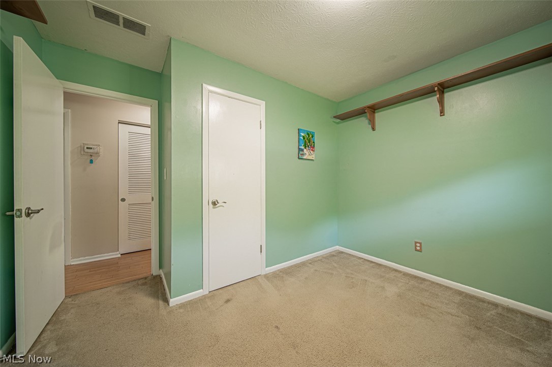 Mentor Garden Fwy Estate 03 - Residential