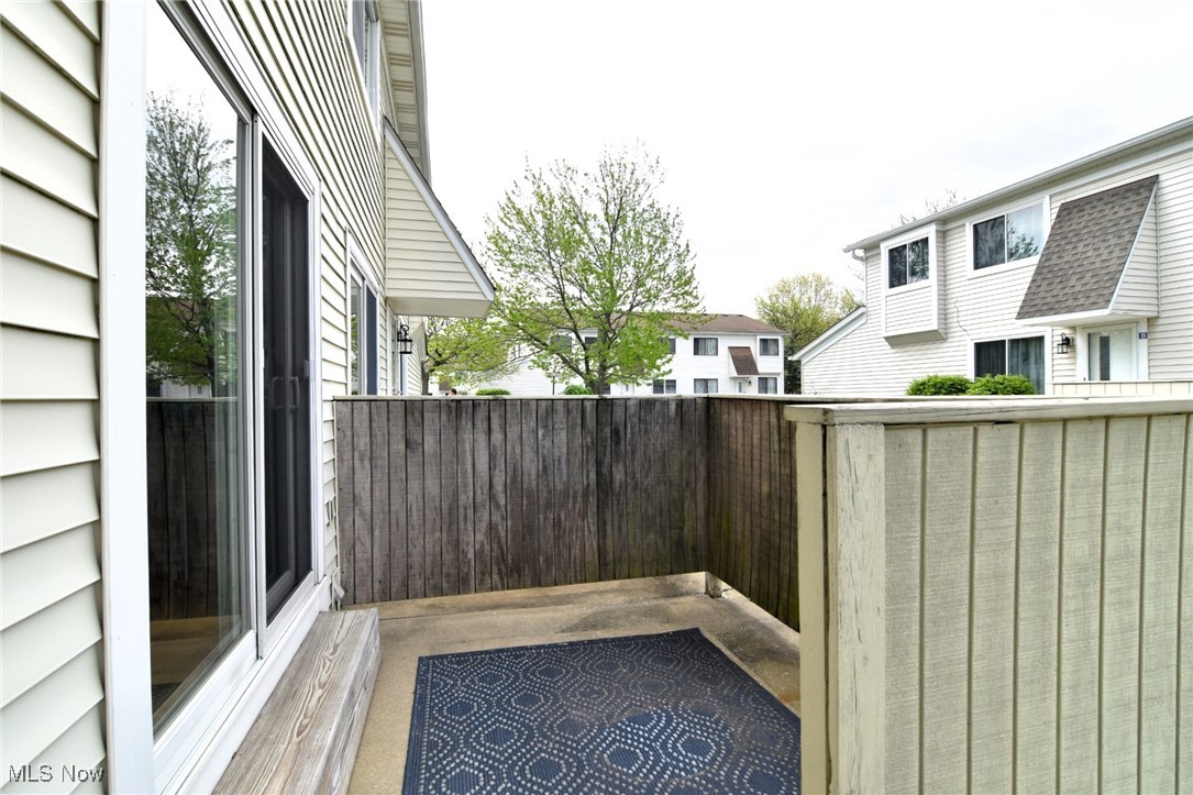 5512 Sutton Lane #D, Willoughby, Ohio image 3