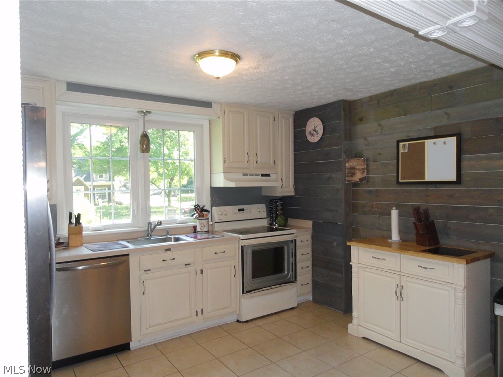 Silver Lake Estates - Residential