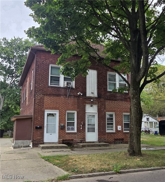 Turnkey, completely renovated, fully occupied brick quadraplex. Long-term tenants in place. Updates feature remodeled kitchens and baths, new windows, flooring, fixtures, paint, and hot water tanks. Furnaces, roof, and gutters have been professionally maintained, and the electrical system has been updated and rewired. Common-area basement offers washers, dryers, utilities, and storage space. Ample off-street parking on a large paved driveway. Conveniently located near Firestone Park, downtown Akron, local shops, restaurants, and with quick access to major freeways.