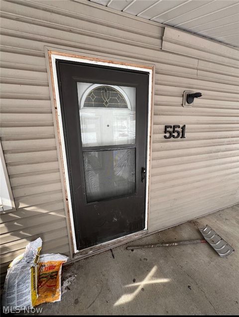 Tiny photo for 551 Carey Street, Zanesville, OH 43701 (MLS # 5186298)