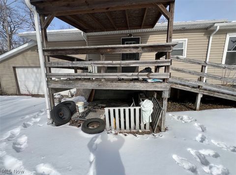 Tiny photo for 551 Carey Street, Zanesville, OH 43701 (MLS # 5186298)