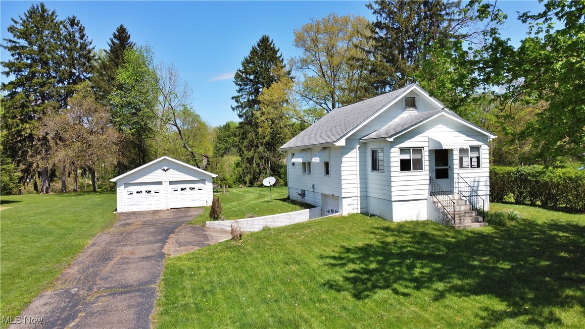 927 Garden Road, Zanesville, Ohio image 1
