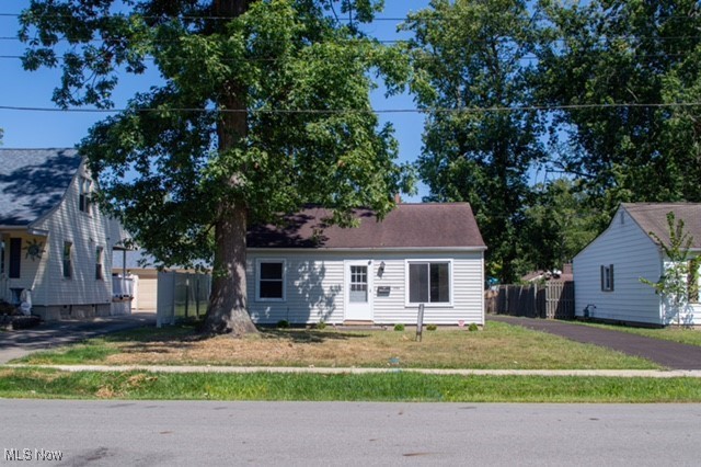 Welcome Home! Step into this brand new updated home including new driveway. Open floor plan with great color pallet. Home features 2 bedrooms 1 full bath and enclosed bonus room. Spacious lot. So many possibilities!