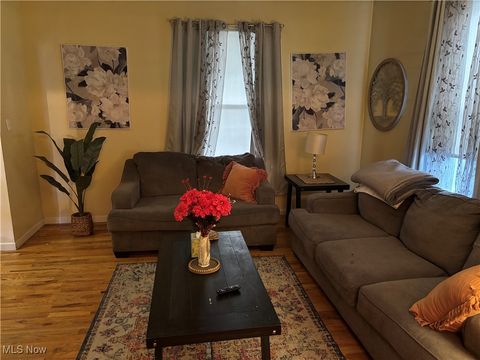 Tiny photo for 288 North Avenue W, East Palestine, OH 44413 (MLS # 5158610)