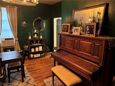 Tiny photo for 288 North Avenue W, East Palestine, OH 44413 (MLS # 5158610)