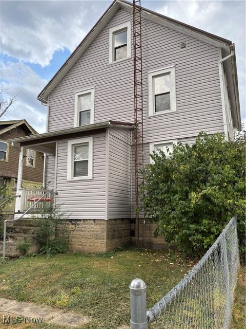 Tiny photo for 288 North Avenue W, East Palestine, OH 44413 (MLS # 5158610)