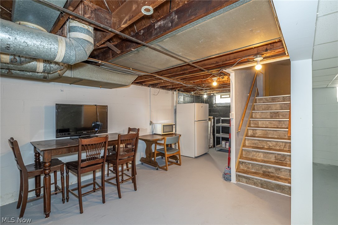 Flora Sub - Residential