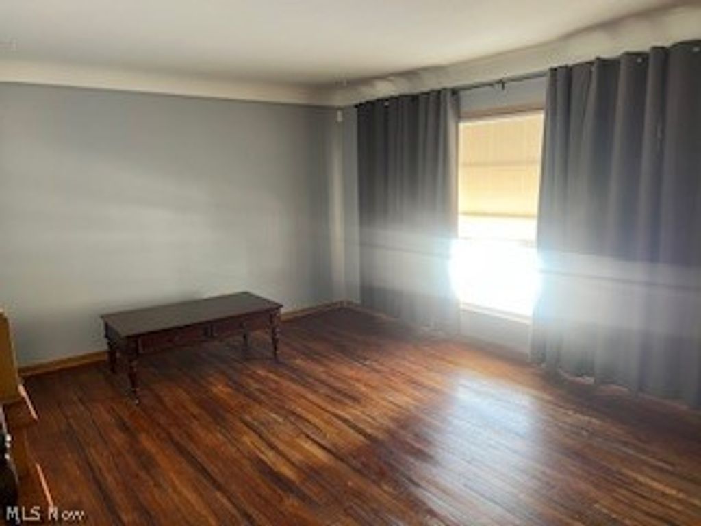 Photo of 157 Flora Drive, Bedford, OH 44146 (MLS # 5186918)