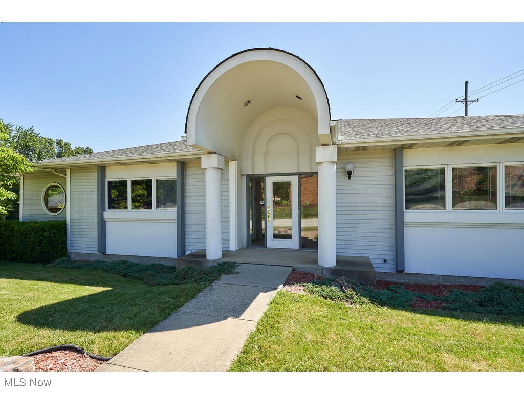 City Farms - Commercial Sale