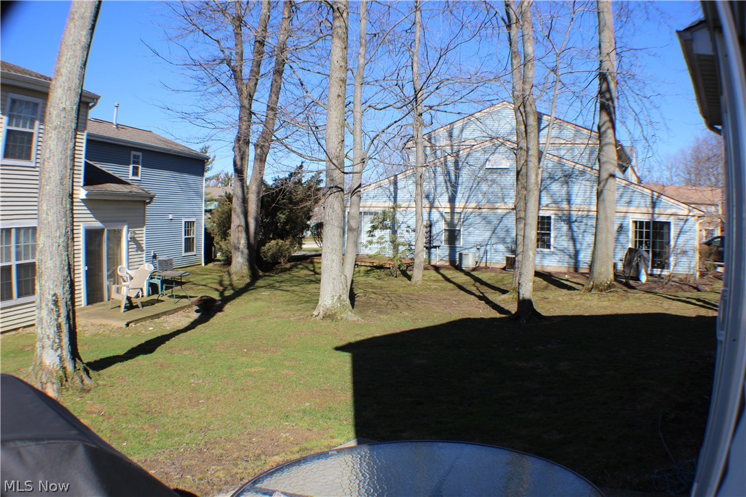 Courtyards Woodbury Condo - Residential