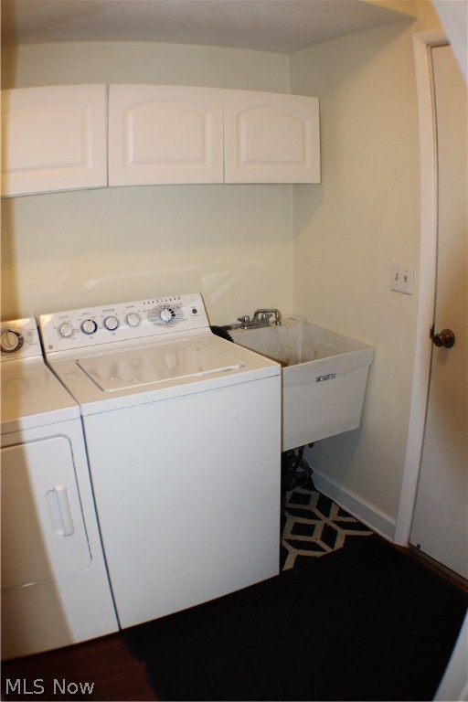 Courtyards Woodbury Condo - Residential