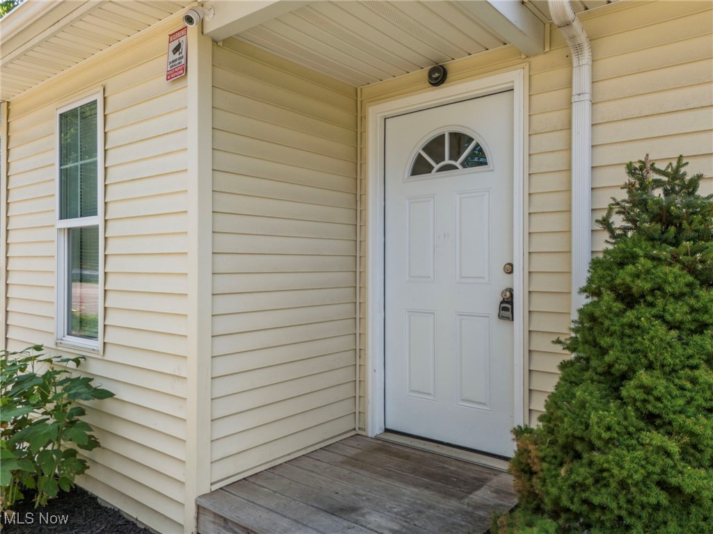477 Allyn Street, Akron, Ohio image 4
