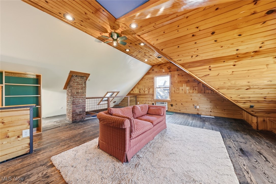 Woodland Heights - Commercial Sale