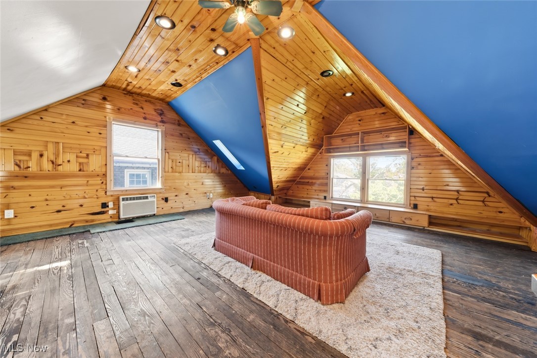 Woodland Heights - Commercial Sale