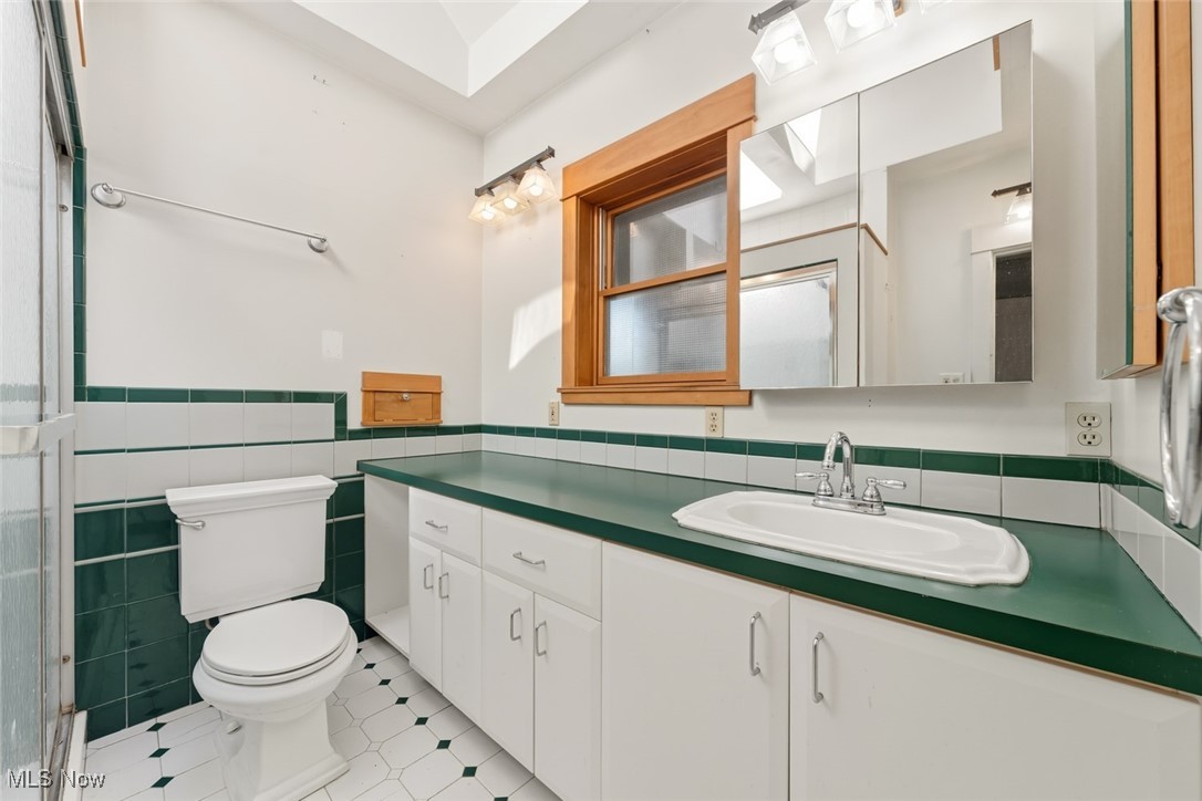 Woodland Heights - Commercial Sale