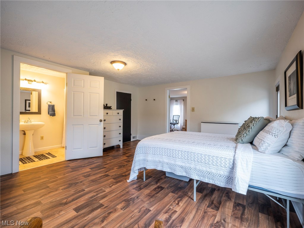 White Eyes Township - Residential