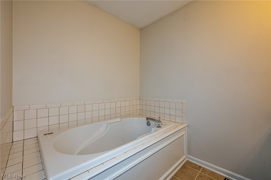 Oxford Knolls Sub - Residential