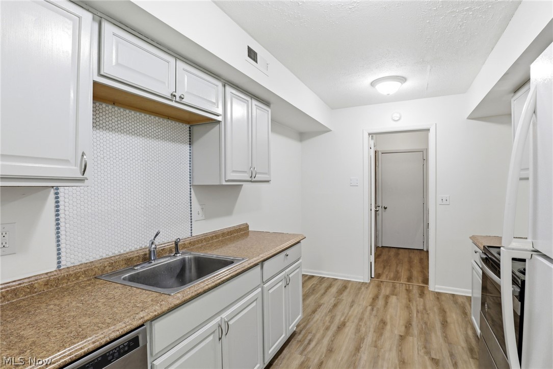 Rolling Hills Condominiums - Residential