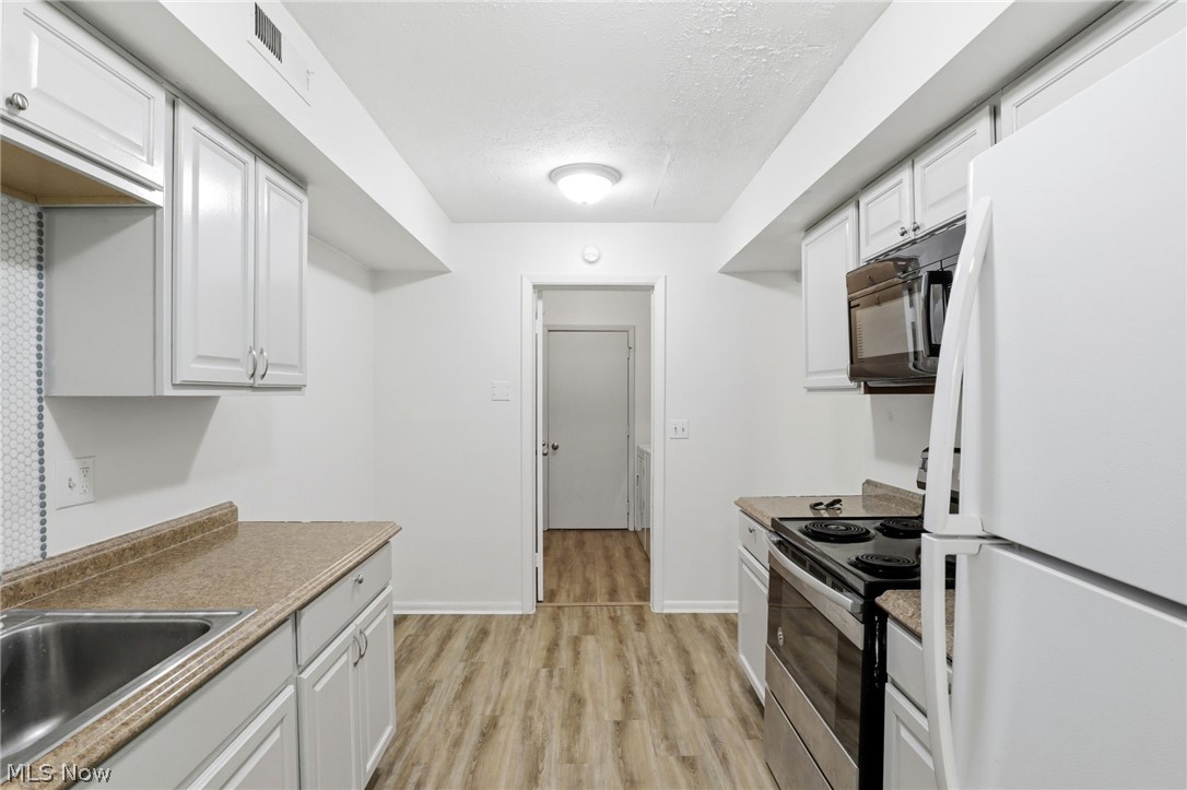 Rolling Hills Condominiums - Residential