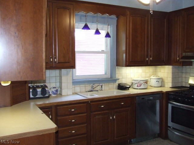 Lorenzo Hall - Residential