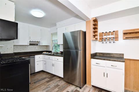 Tiny photo for 120 W Glendale Street, Bedford, OH 44146 (MLS # 5238294)