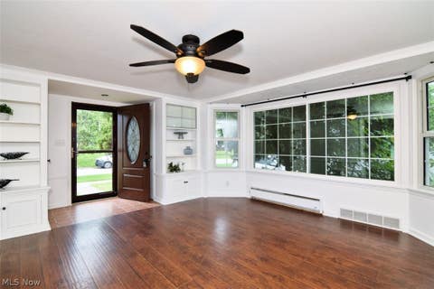 Tiny photo for 120 W Glendale Street, Bedford, OH 44146 (MLS # 5238294)