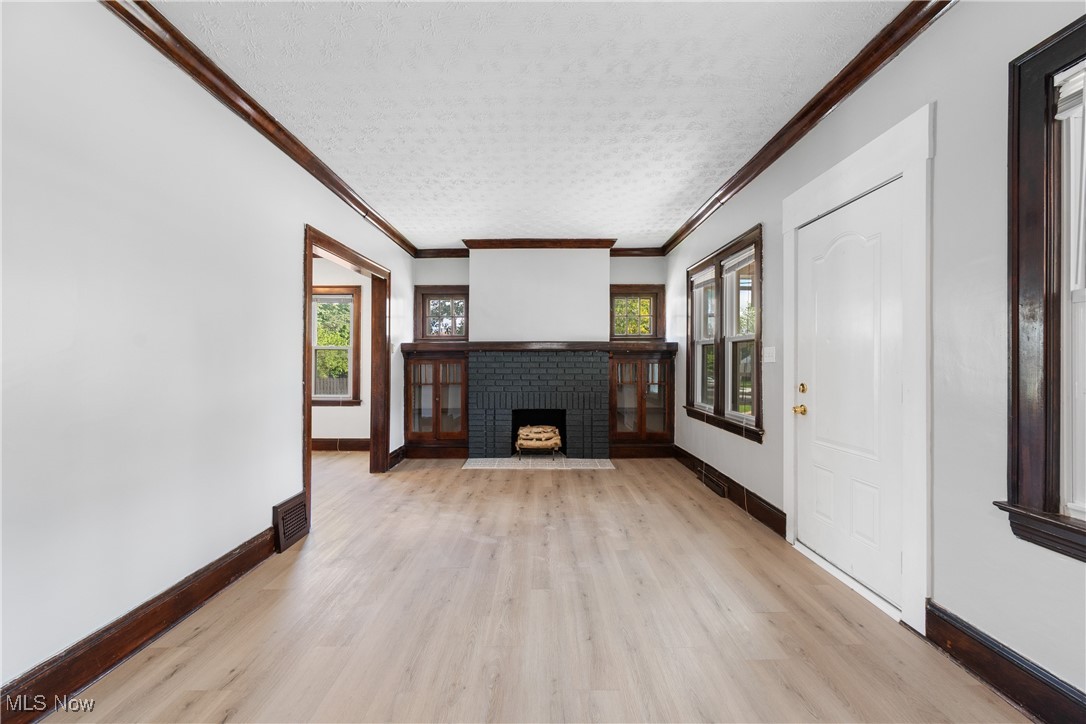 1552 Parkwood Road