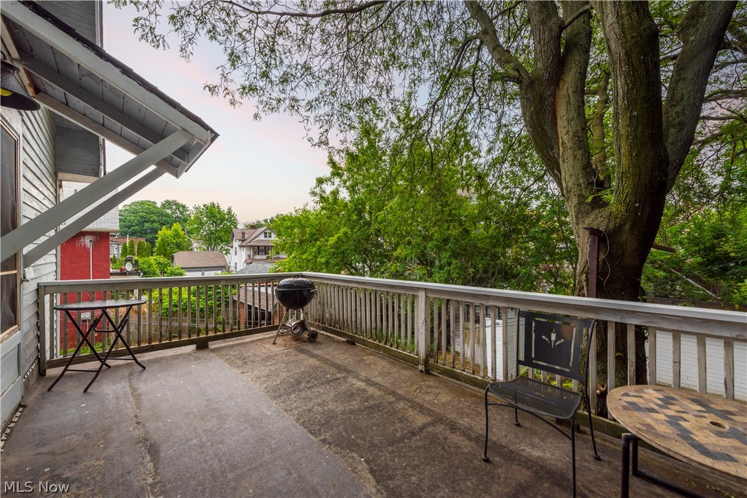 Detroit-Shoreway - Residential Income