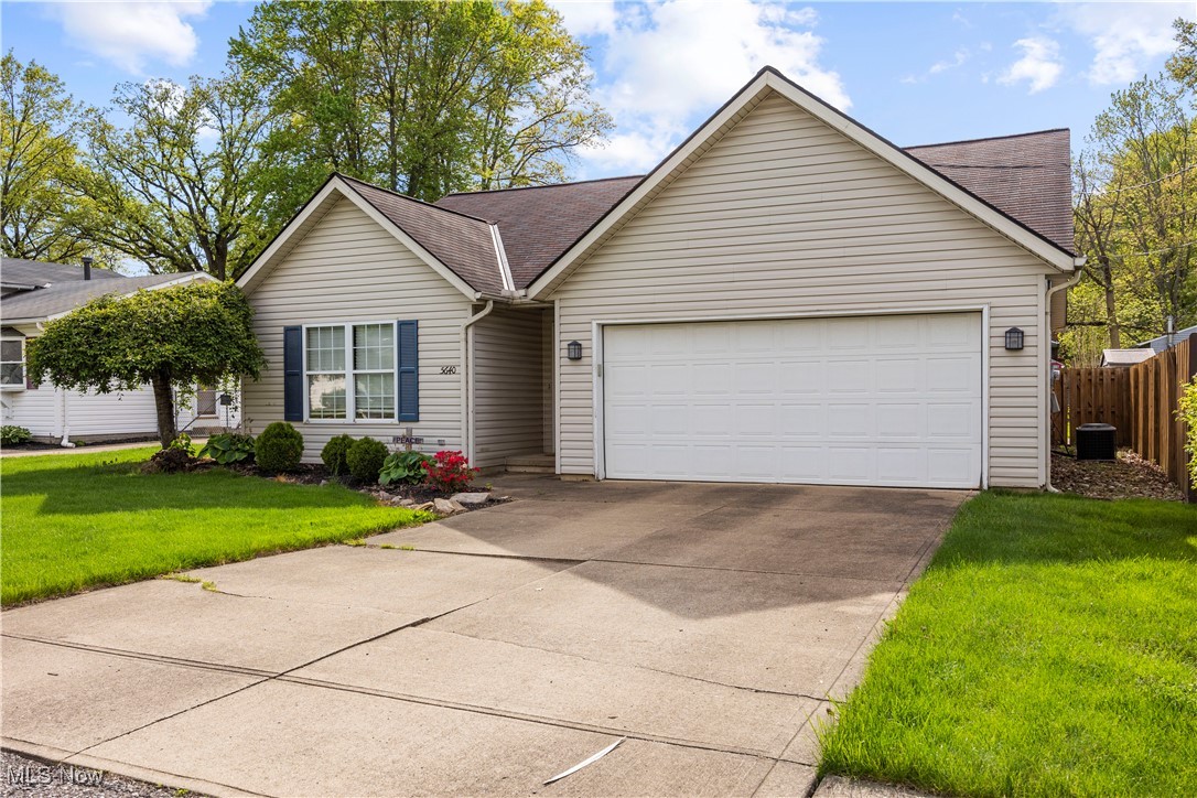 5640 Wallace Boulevard, North Ridgeville, Ohio image 2