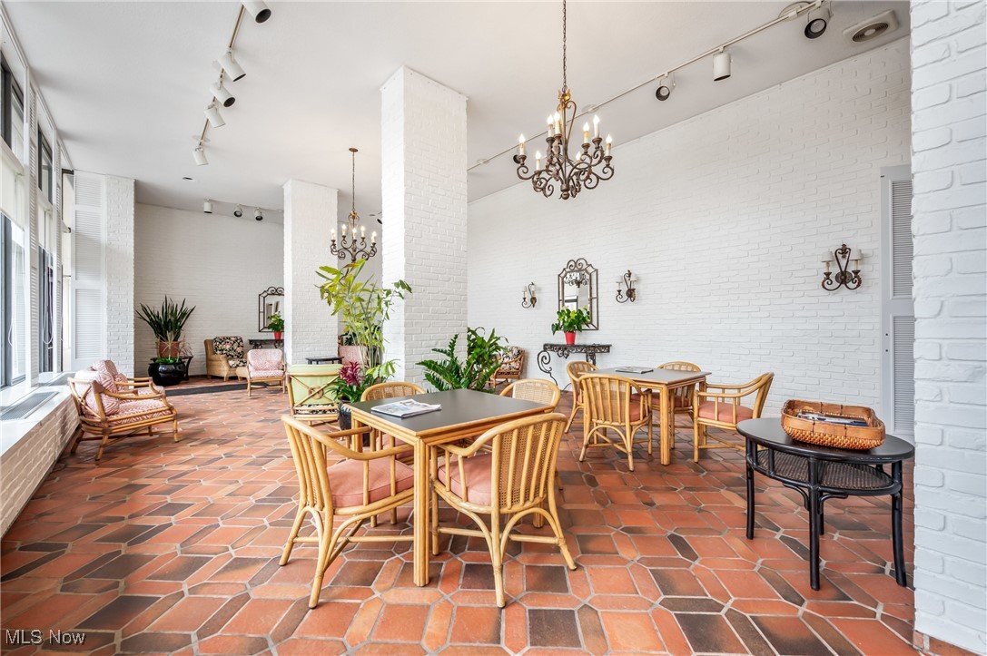 1 Bratenahl Place Condo Assoc - Residential