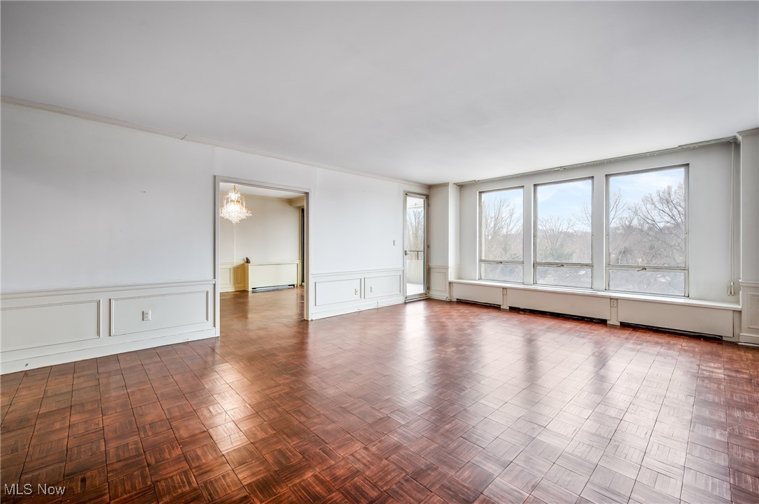 1 Bratenahl Place Condo Assoc - Residential