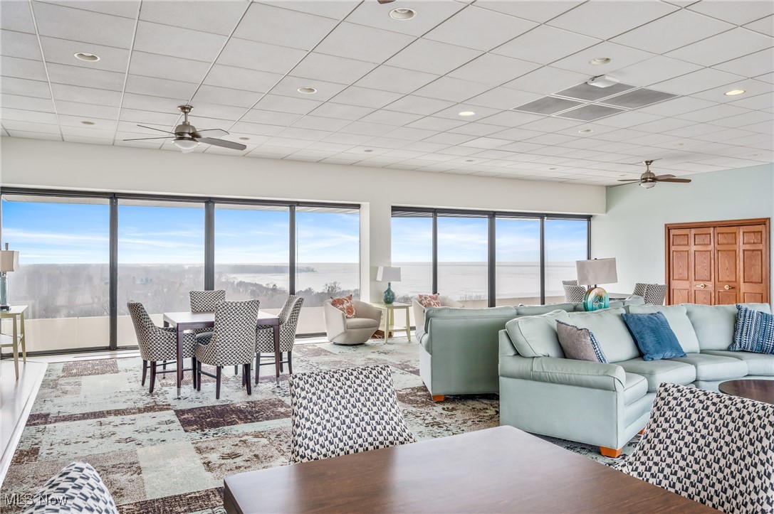 1 Bratenahl Place Condo Assoc - Residential