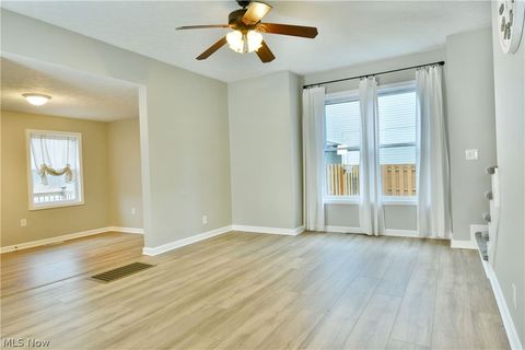 Tiny photo for 182 Raymond Avenue NW, Warren, OH 44483 (MLS # 5187674)