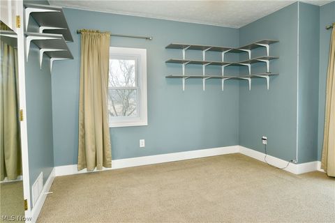 Tiny photo for 182 Raymond Avenue NW, Warren, OH 44483 (MLS # 5187674)