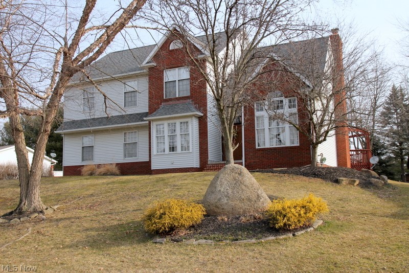 The owner has made some major updates to the gem and it is now move-in ready. It features a open floor plan and is awaiting your personal touch. Hurry to schedule your private tour!