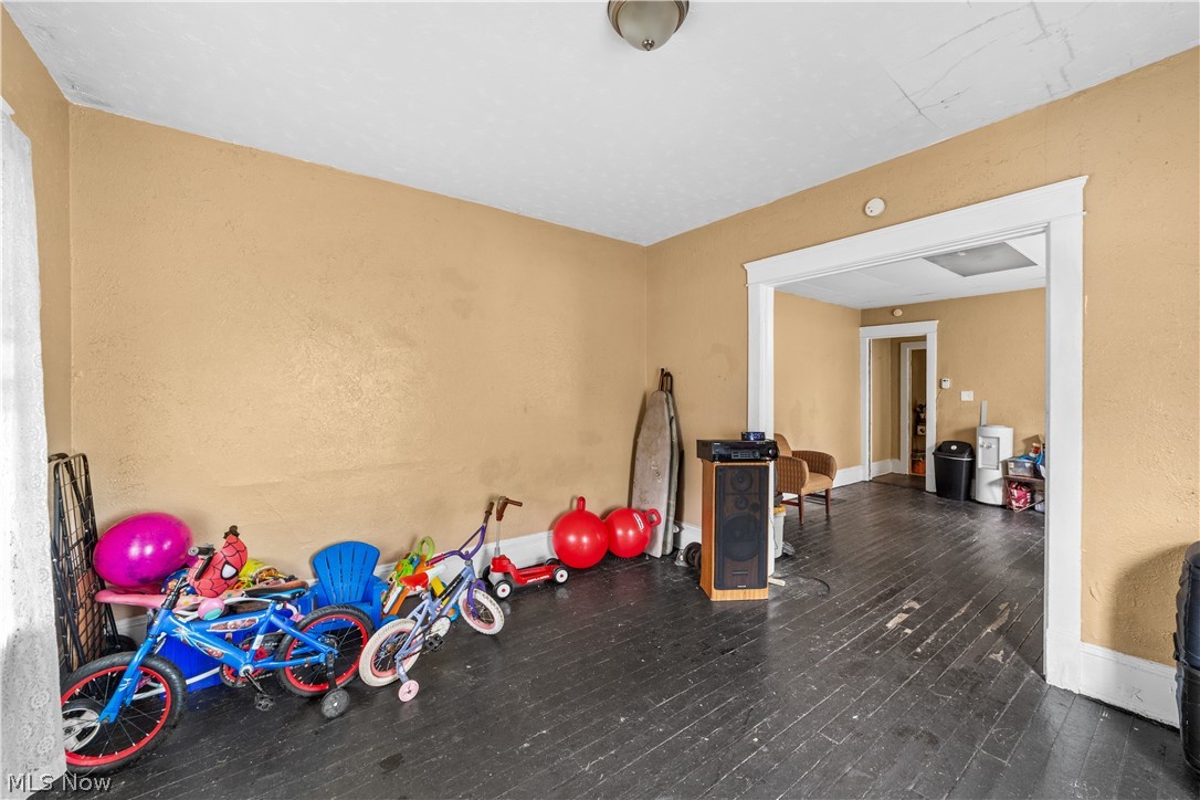 Lucien Gunns Heirs - Residential Income