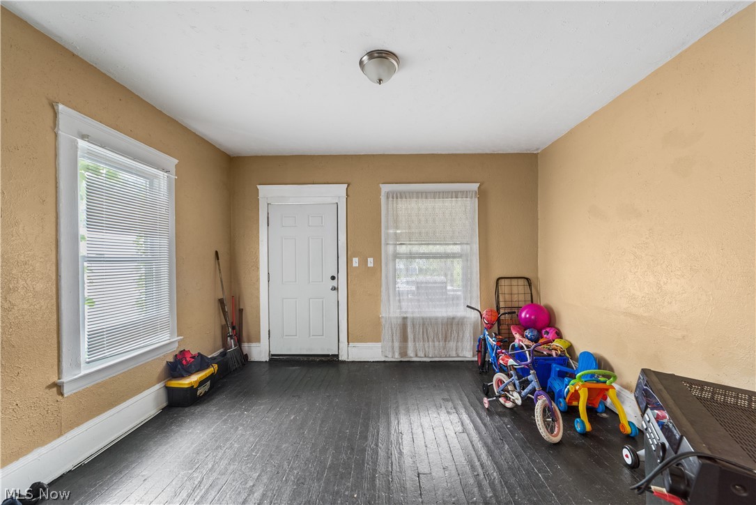 Lucien Gunns Heirs - Residential Income