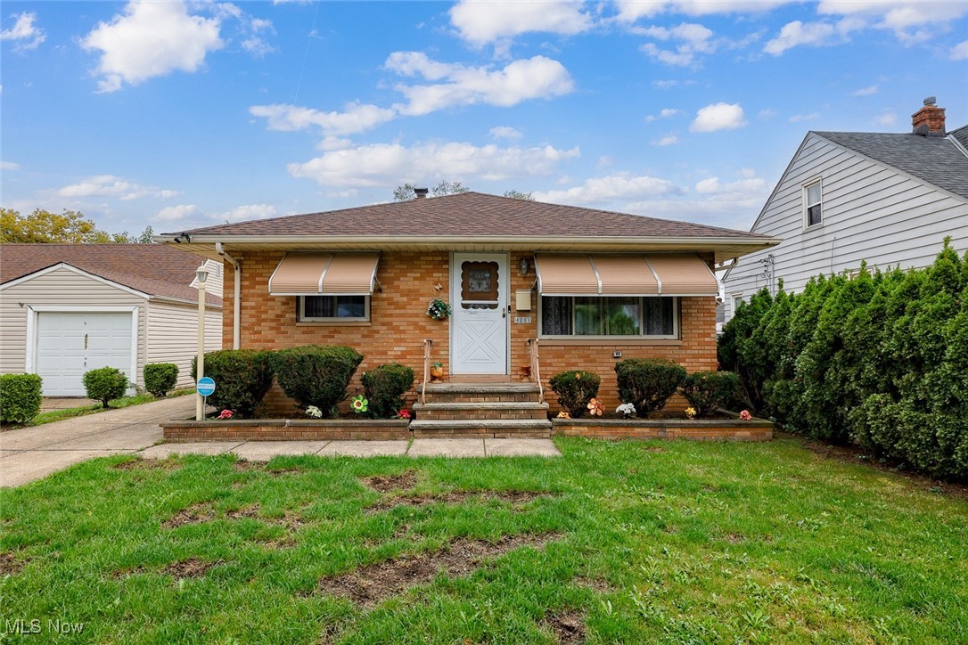 Welcome to this adorable brick ranch featuring 3 bedrooms and 2 full bathrooms. The spacious living room boasts a large window that fill the space with natural light, perfect for entertaining or relaxing. The nice size eat-in kitchen has plenty of space to have family dinners. The three generously sized bedrooms, all conveniently located on the main floor with ample closet space. The full bathroom includes a large vanity mirror. The basement has endless possibilities, with a roomy recreation room, with a second kitchen which could be used as an in-law suite, there's a laundry area, second full bathroom, an office and lots of storage. The roof is 2023, Furnace and AC 2024, Hot water tank 2024 and new garage door opener. Located near the airport, with quick access to I-71 and close proximity to major shopping centers and parks. This home offers an excellent location. Don’t miss the opportunity to make this wonderful property your new home.