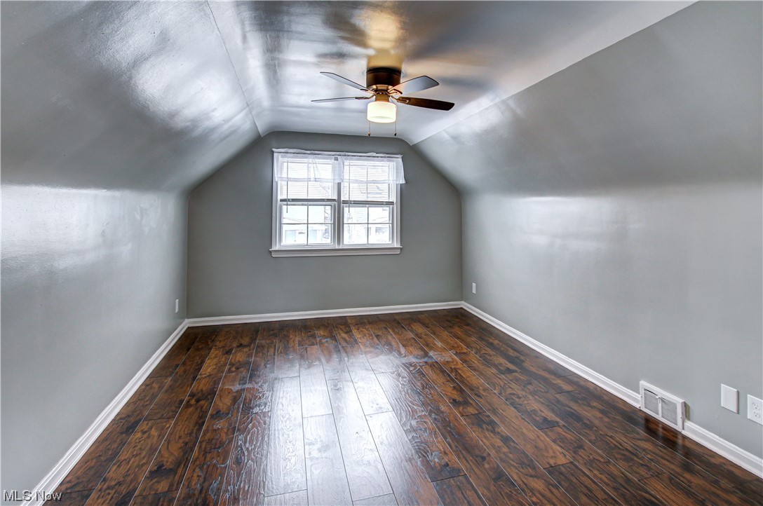 Lorain Hlnds Resub - Residential