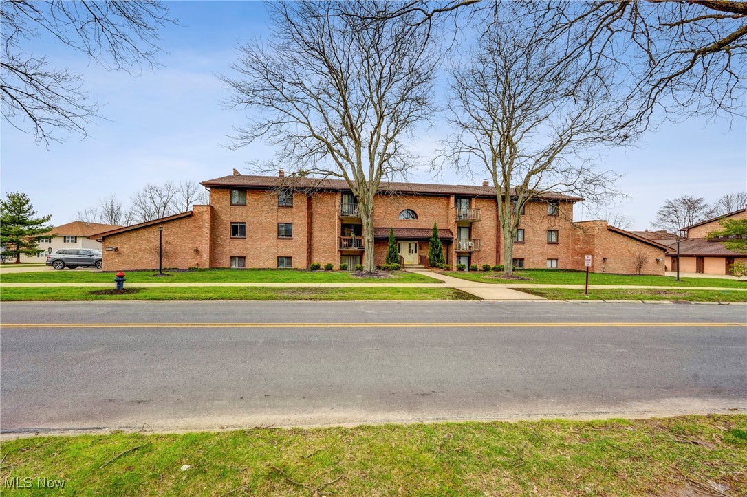600 Tollis Parkway #209, Broadview Heights, Ohio image 27